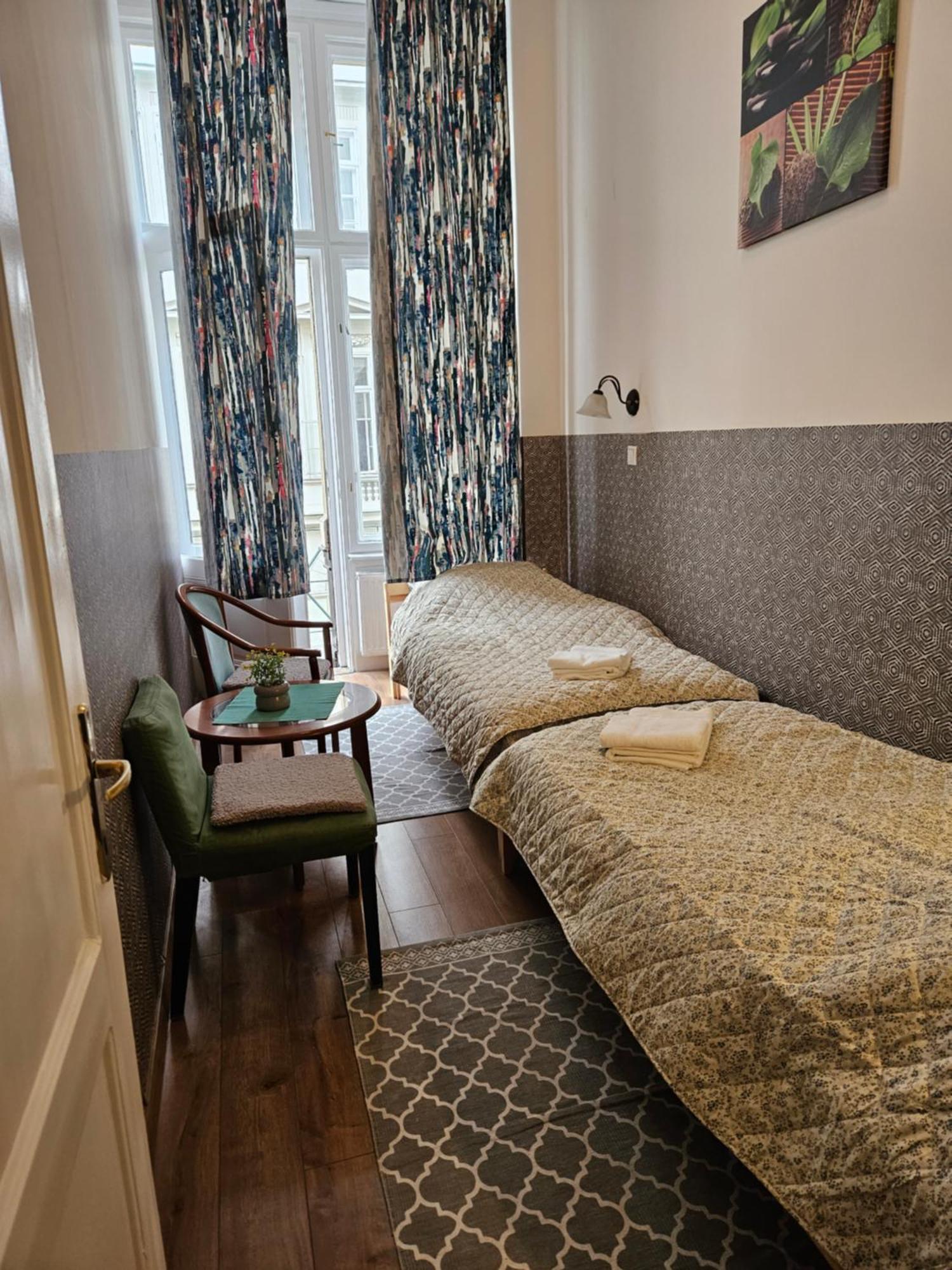 Danube Bridge Apartments Budapest Luaran gambar