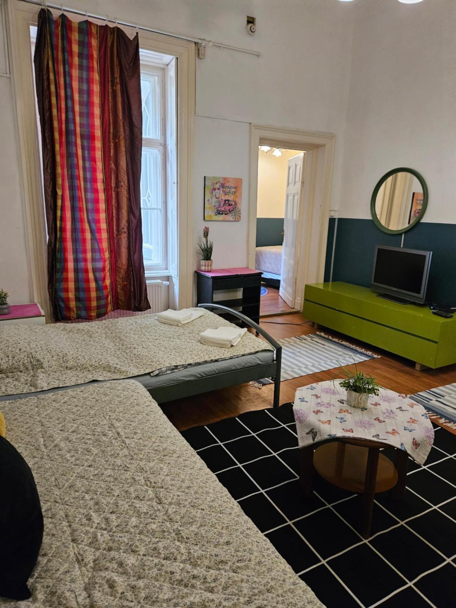 Danube Bridge Apartments Budapest Luaran gambar